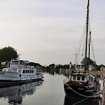 Phare Des Impressionnistes Honfleur