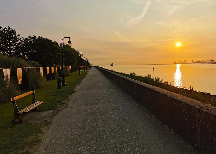 Phare Des Impressionnistes